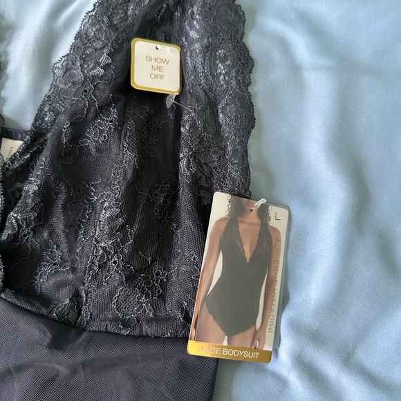 NWT Adrienne Vittadini Sexy Lace Bodysuit - Picture 2 of 5